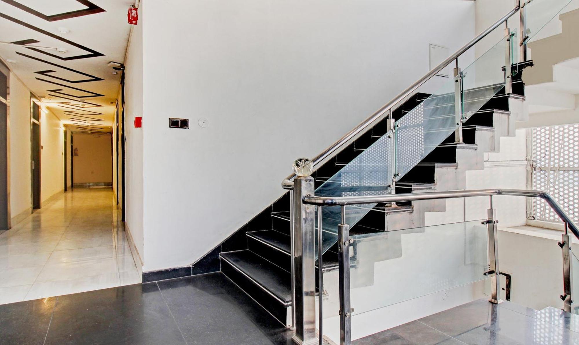 Treebo Silver Grand New Agreement Lucknow Esterno foto