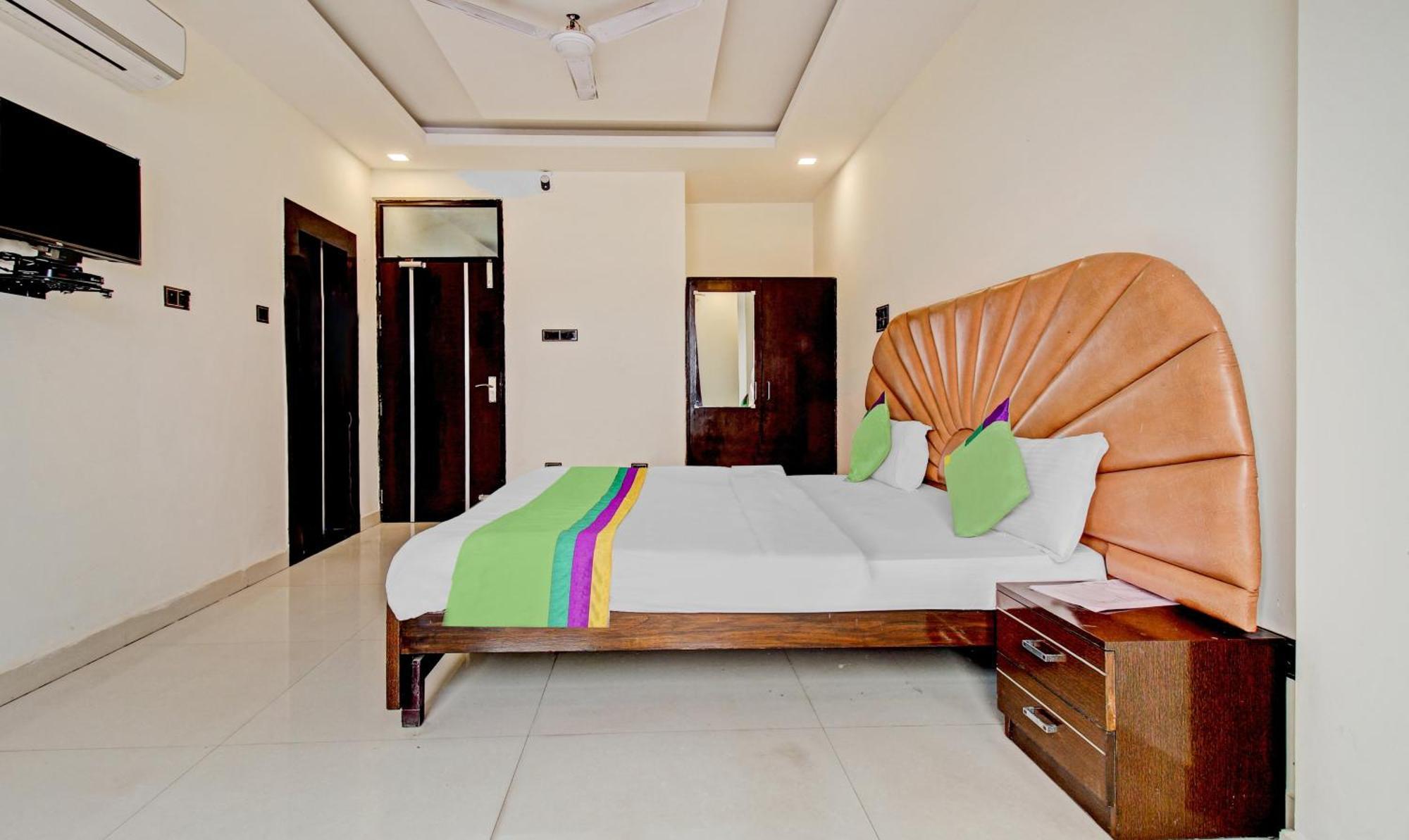 Treebo Silver Grand New Agreement Lucknow Esterno foto