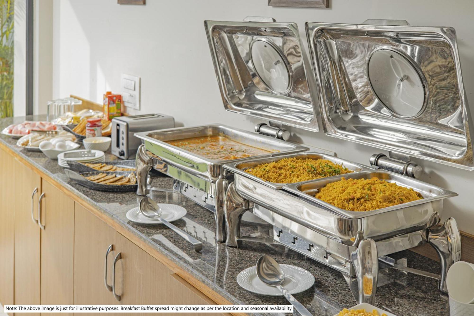 Treebo Silver Grand New Agreement Lucknow Esterno foto